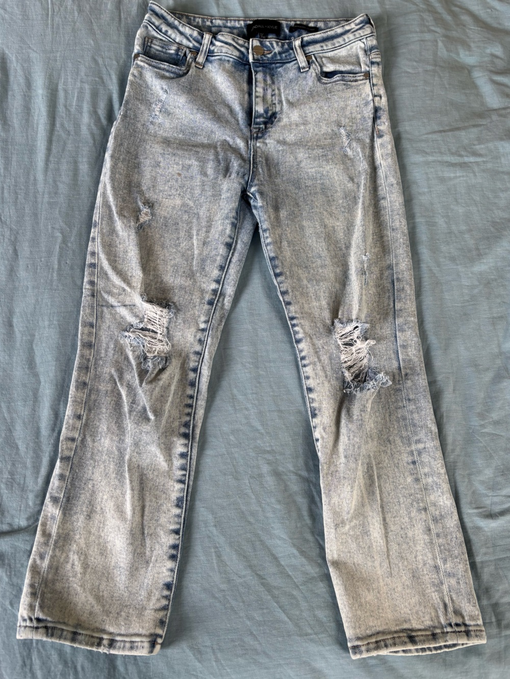 Kendall & Kylie Light Wash Distressed Women's Jeans